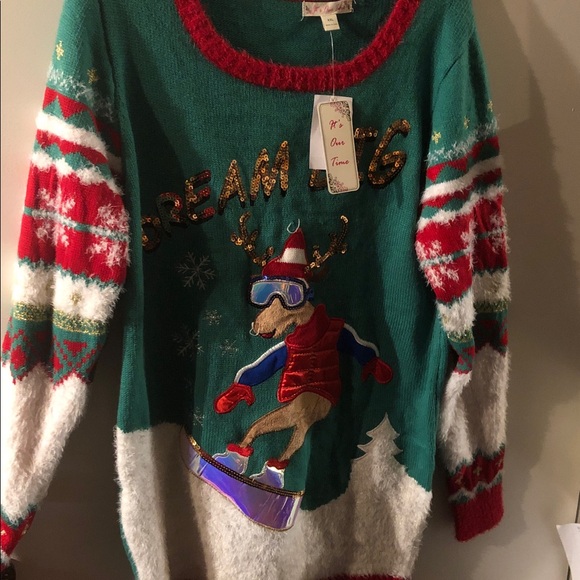 Sweaters - Festive Green Christmas Sweater with Reindeer Design